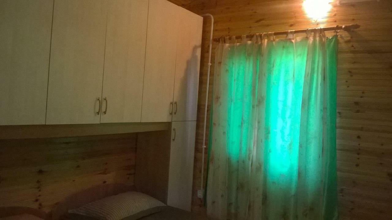 Appartement Kolonia E Artistave à Velipojë Extérieur photo